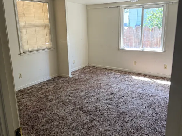 125 N San Lorenzo Ave, King City, CA 93930