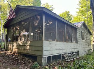 116 Mile Arm Bay Rd, Hammond, NY 13646