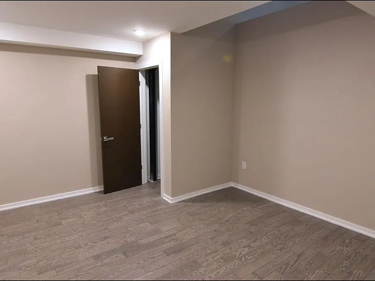 958 Shackamaxon St #O1 — Photo 12