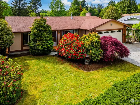 290 Bristlecone Drive, Bremerton, WA 98310
