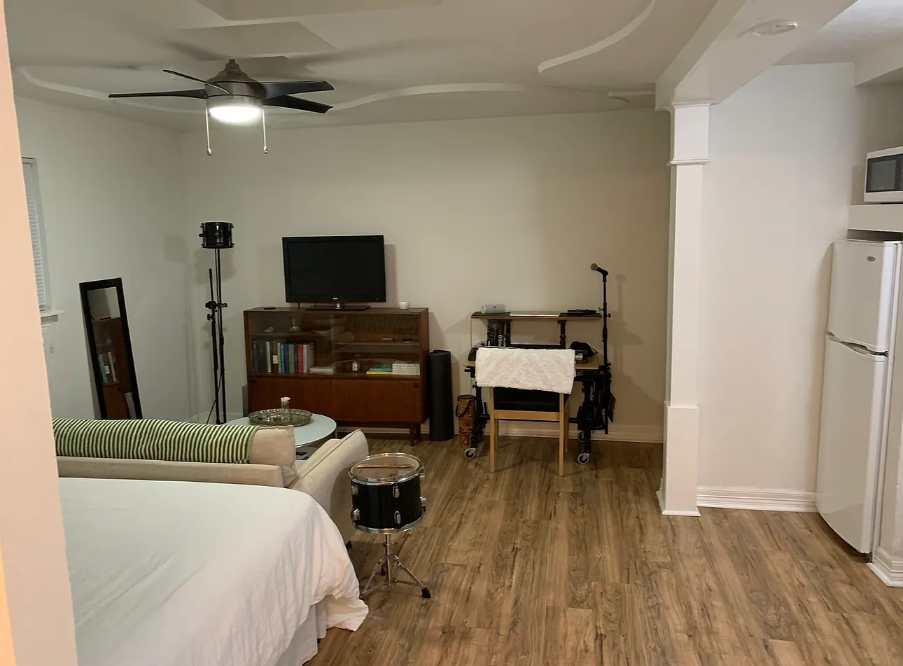 1 bed, 450 sqft, $975 — Photo 3