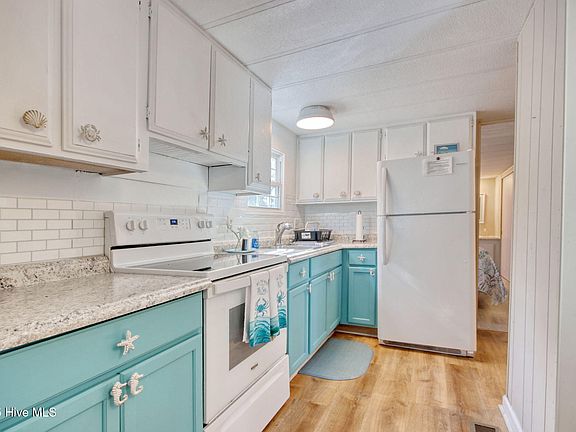 4th image of 9161 Riveredge Place SW