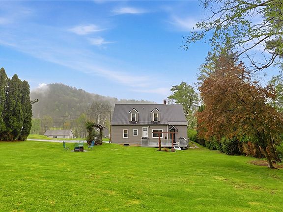 5th image of 356 Glessner Rd