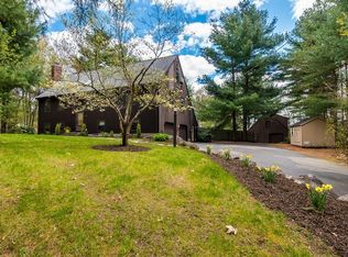 24 Buckboard Dr, Walpole, MA 02081