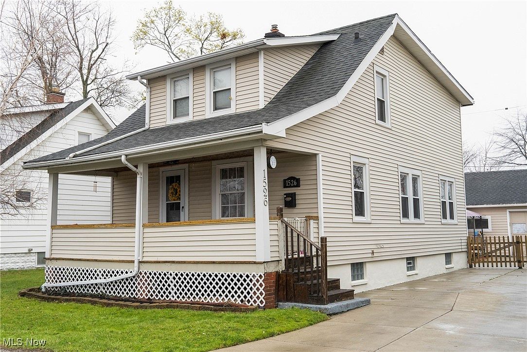 1526 E 289th St, Wickliffe, OH 44092 | Zillow