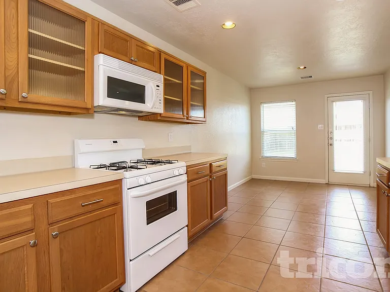 7938 Blue Wahoo Ln — Photo 6