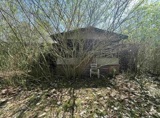 395 Willis St, Saltillo, TN 38370