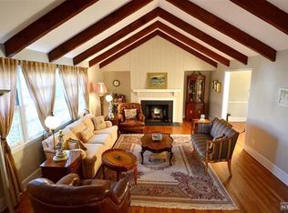 68 Burlington Rd, Tenafly, NJ 07670