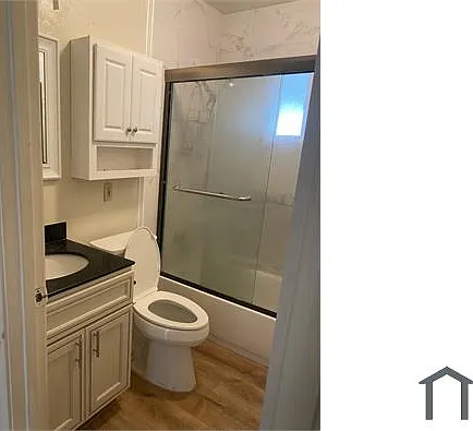 94 Eastwood Ct — Photo 6