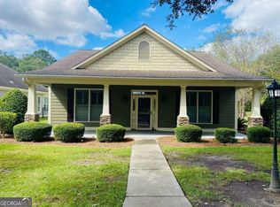 1835 Arlington Park Cir, Albany, GA 31701