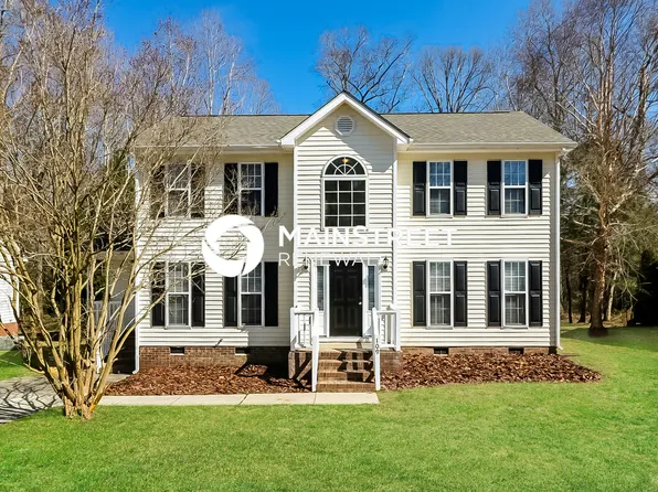 109 Walnut Creek Dr, Clayton, NC 27520