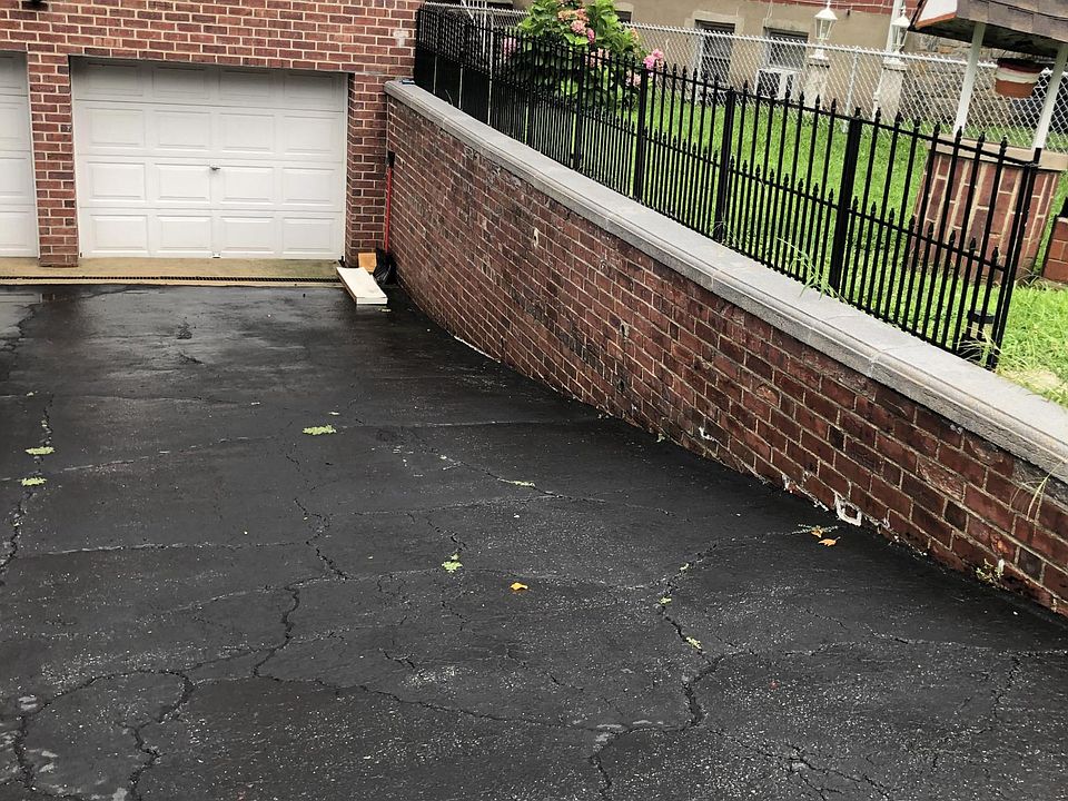 2nd image of 272 Kimball Ave #1