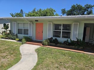 1621 Seaway Dr, Fort Pierce, FL 34949