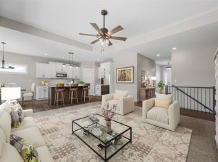 3340 Village Way, Robins, IA 52328