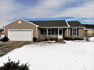 3279 Cardinal Hills Trl, Kalamazoo, MI 49004