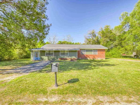 7417 Cora Ln, Pensacola, FL 32505