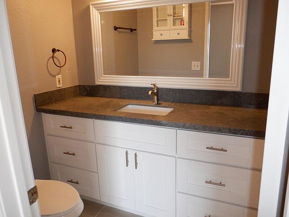 5th image of 4639 Executive Dr Unit 66