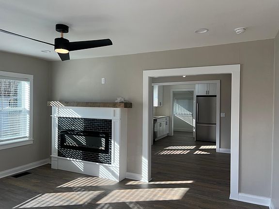 4th image of 1439 S Fremont Ave