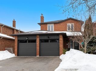 32 Presidential St, Vaughan, ON L4L 5H1