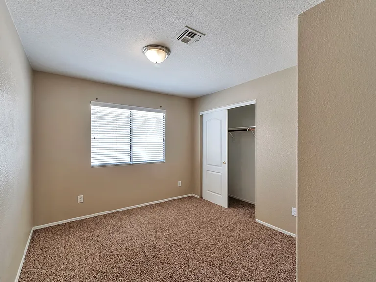 2645 W Cezanne Cir — Photo 9