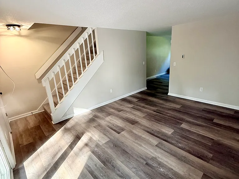 23 Hart Pl #2 — Photo 6