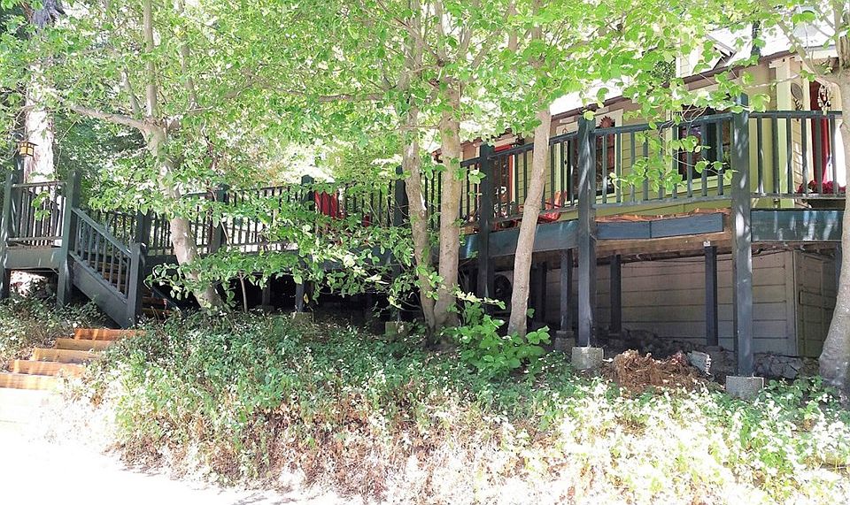 1st image of 793 Lake Dr