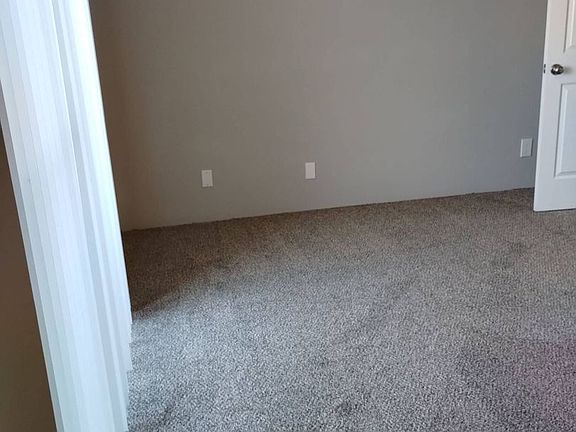 5th image of 1000 S Woodlawn St #1102