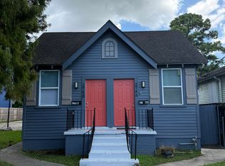 2748 Gladiolus St, New Orleans, LA 70122