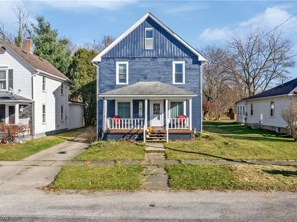 107 Russell Ave, Creston, OH 44217