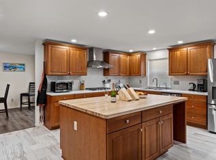 5 Burning Tree Dr, Yakima, WA 98902