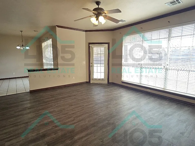 2500 Auburn Ct — Photo 11
