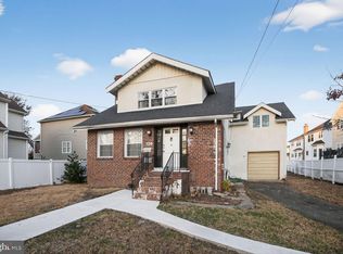 720 Kedron Ave, Morton, PA 19070