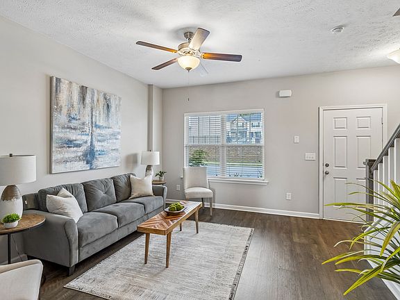 3rd image of 4050 Saddlecreek Way