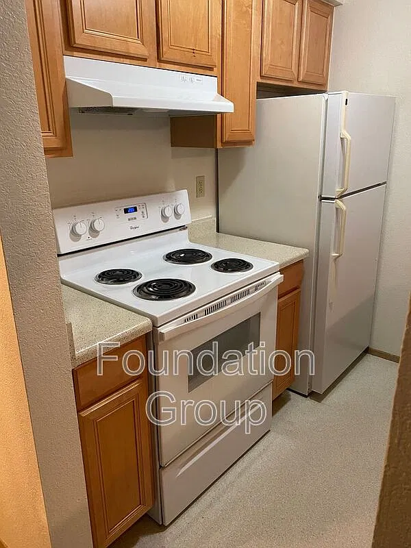 2 bed, 1.0 bath, 673 sqft, $1,595 — Photo 3