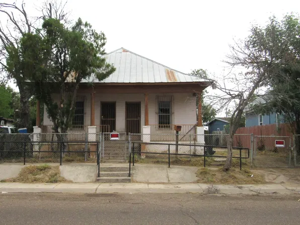 1703 Convent Ave, Laredo, TX 78040