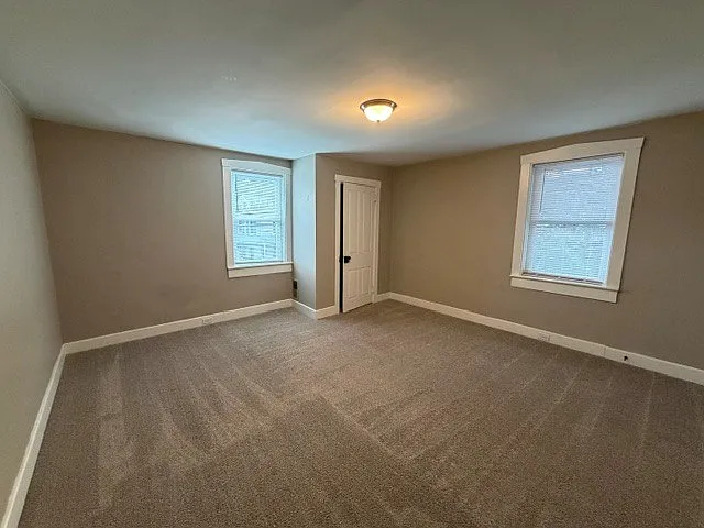 2123 Main St — Photo 8
