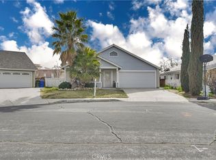 13665 Agate Cir, Victorville, CA 92392