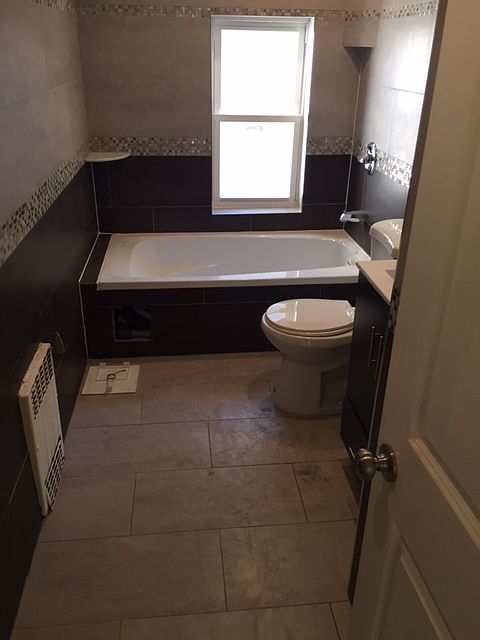 2nd image of 215A Grant Ave