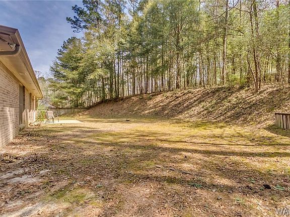 5th image of 5905 Northwood Lake Dr E