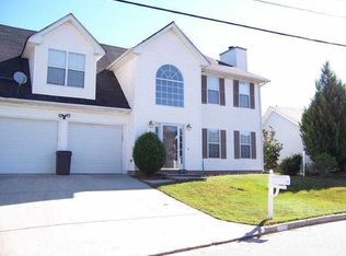 890 Asbury Trl, Lithonia, GA 30058