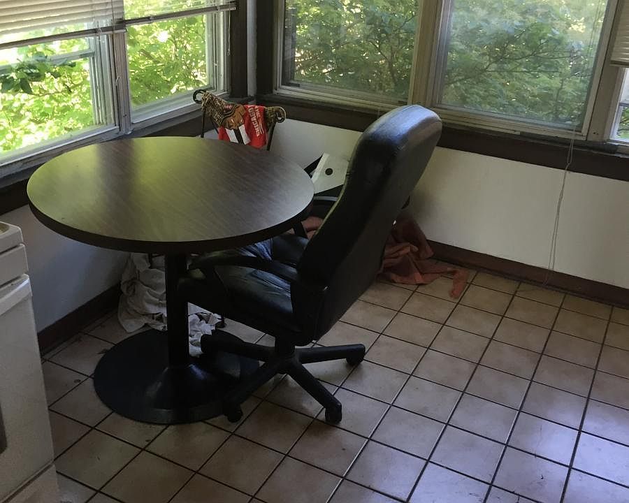 1st image of 3146 N Southport Ave #3