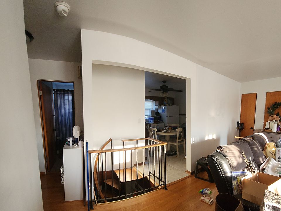 2nd image of 4911 Grand Ave APT 1N