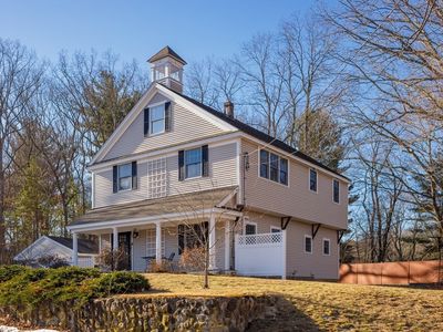 3 Dewhirst St, Groveland, MA, 01834
