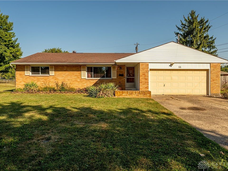 1st image of 11 Beechnut Dr
