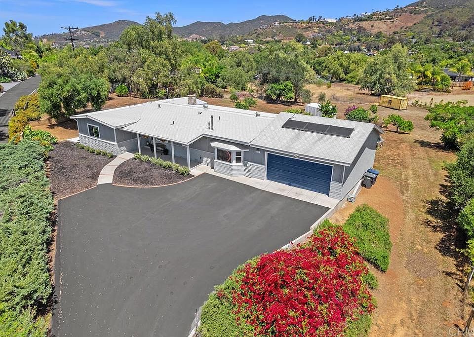 1st image of 2194 Foothill Dr