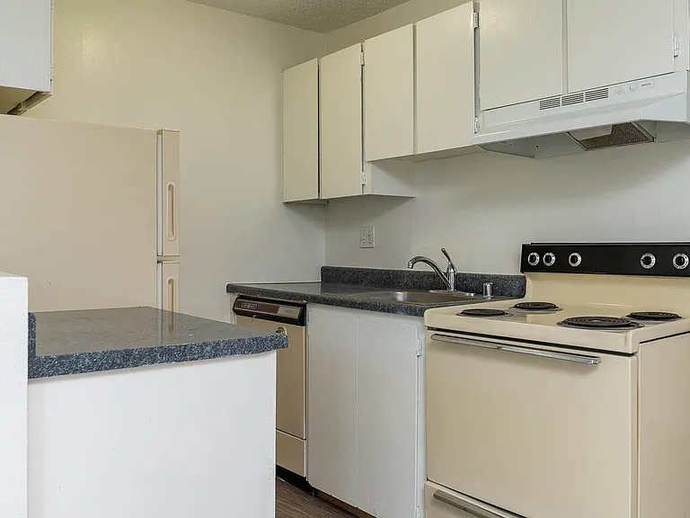 Sunset | Kitchen