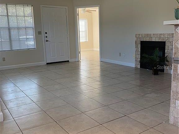 3rd image of 320 Black Oak 108 Ct
