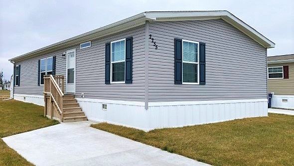 1st image of 1585 Ray Blvd #769
