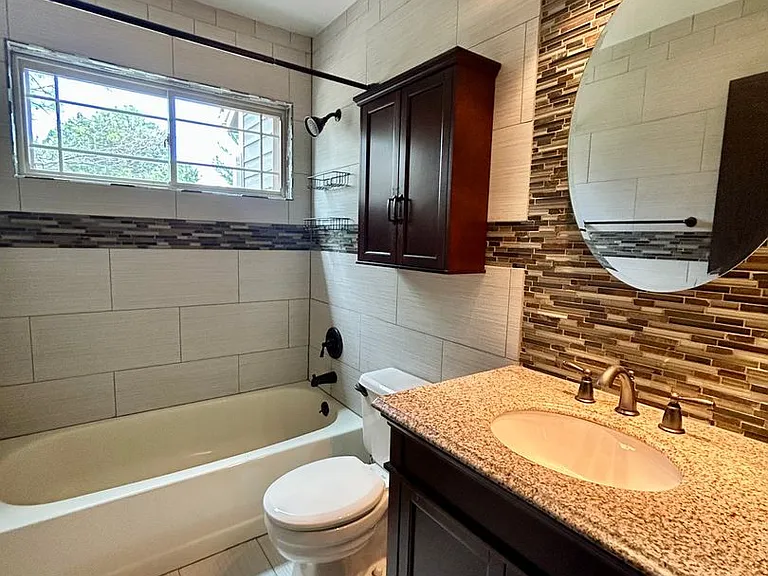 4197 Amber St — Photo 12