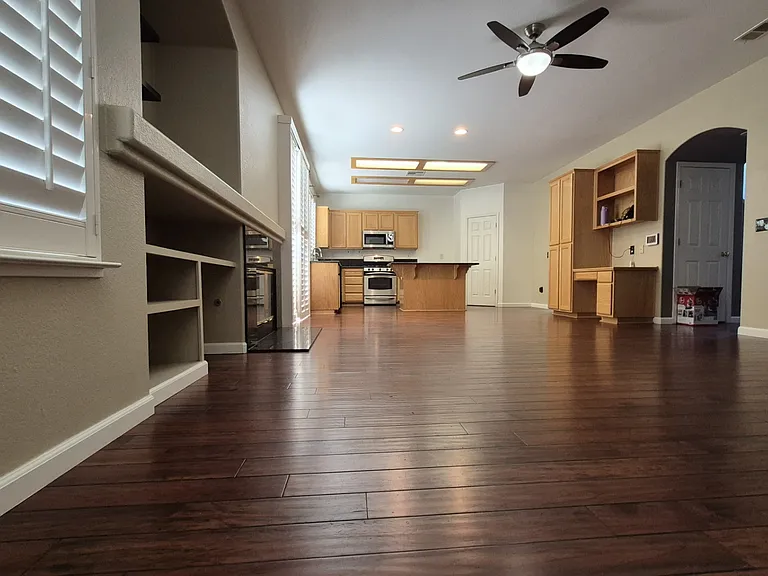 4988 Bay View Cir — Photo 8